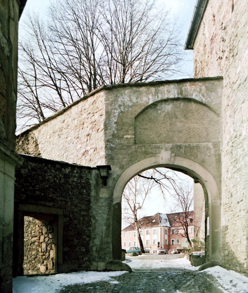 Listing cover image